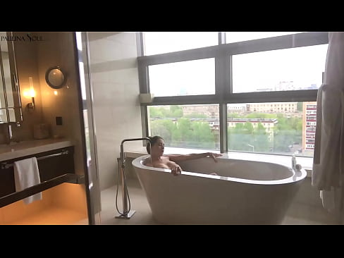❤️ Banget babe passionately jerking mati dheweke pus ing jedhing ️❌ Video porno ing kita