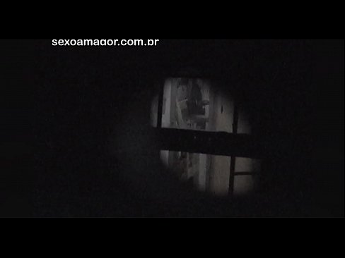 ❤️ Blondie bakal diam-diam videotaped dening tetanggan voyeur umpetaken konco bricks kothong ️❌ Video porno ing kita