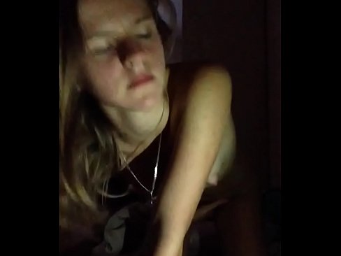 ❤️ A girl masturbates lan cums ️❌ Video porno ing kita
