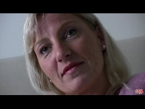 ❤️ Ibu kita kabeh bajingan ... Lady, nindakake dhewe! ️❌ Video porno ing kita