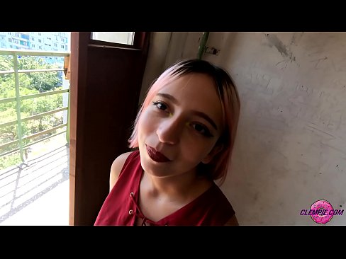 ❤️ Mahasiswa Sensual nyedot wong liyo ing Outback - cum ing pasuryan ️❌ Video porno ing kita